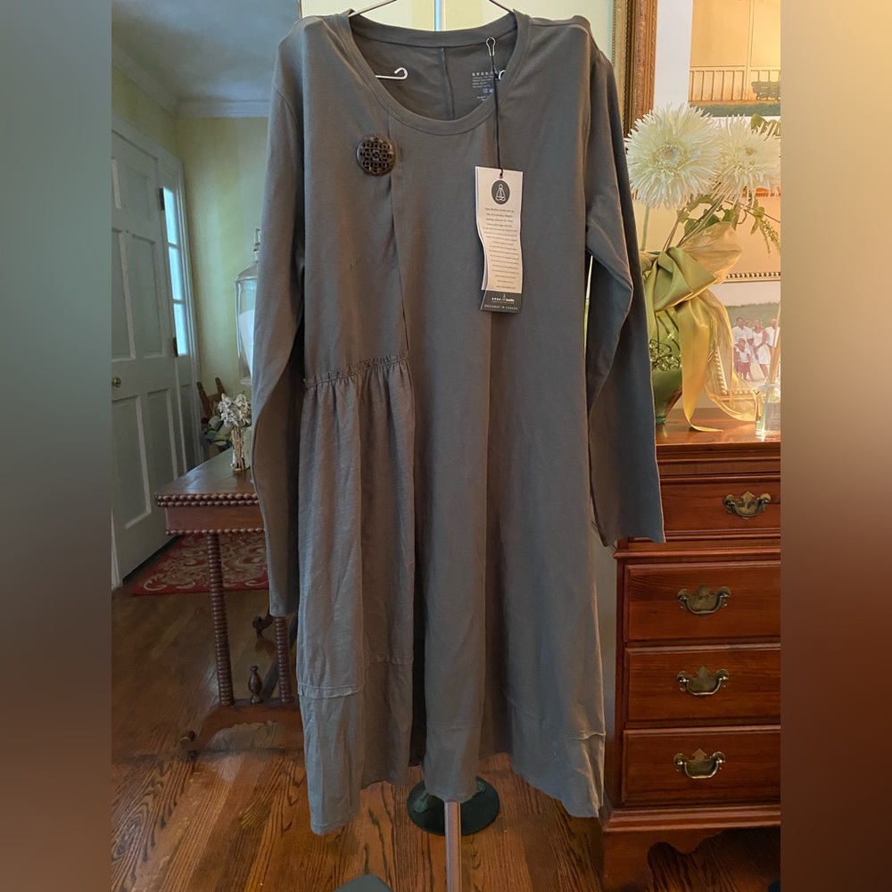 Neon Buddha NWT Dress.  Size S. Cotton Spandex. Fabric is amazing !  Long sleeve